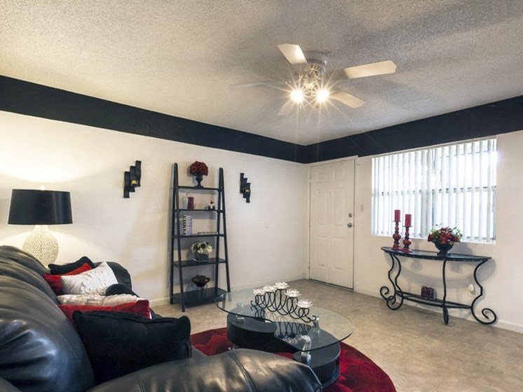 Living Room (Non-Renovated Apartment) at Presidio North Apartments in Phoenix, AZ